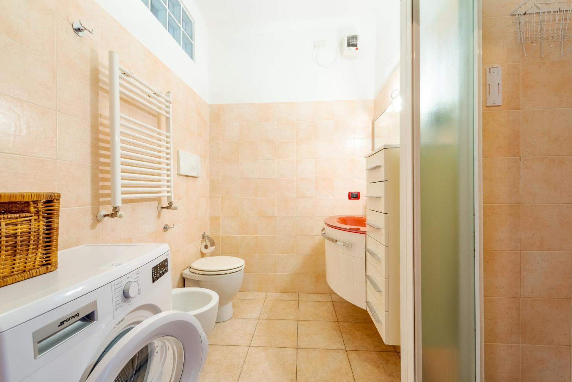 Guest Planet - Rosso Milano Apartment - Navigli Area Εξωτερικό φωτογραφία