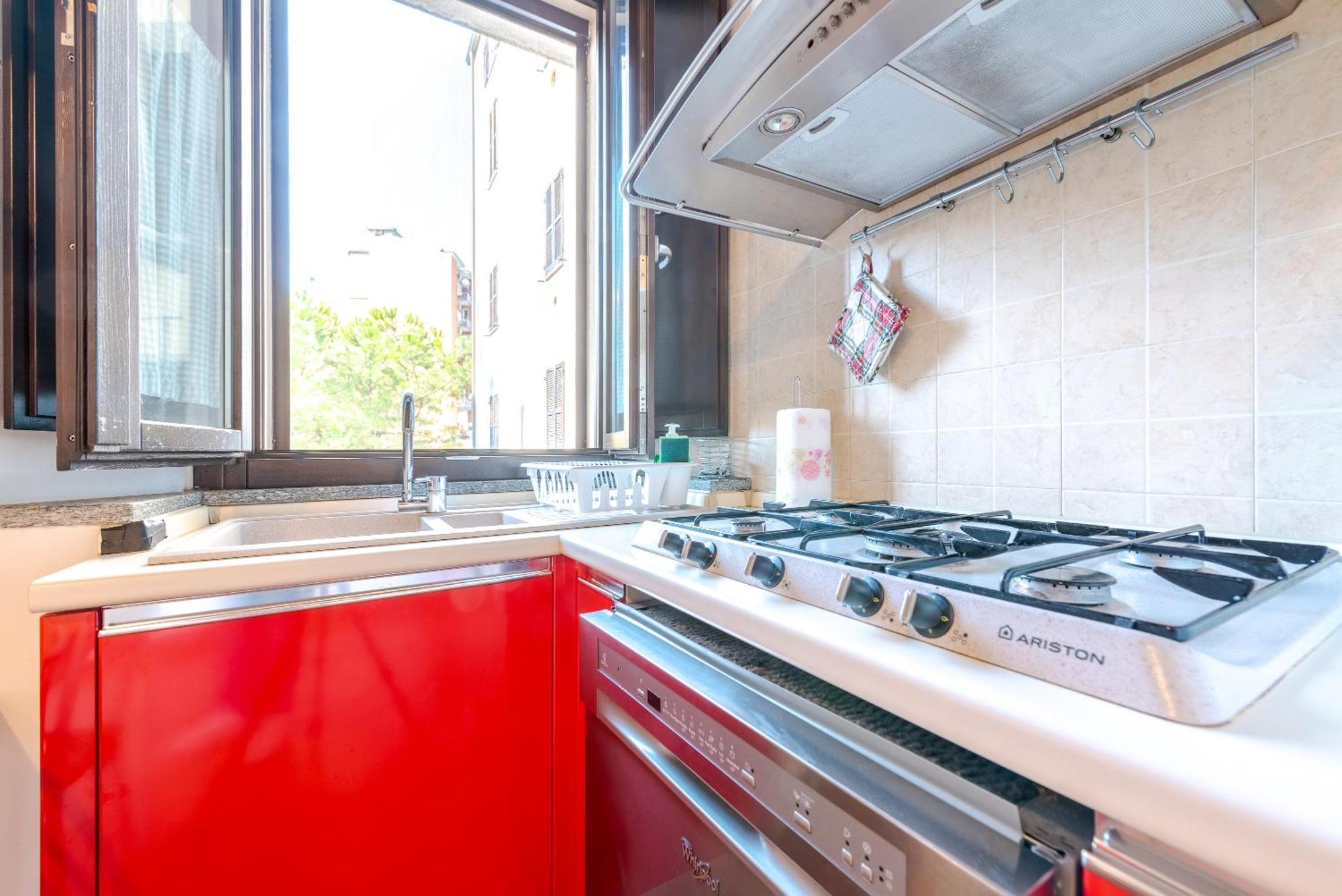 Guest Planet - Rosso Milano Apartment - Navigli Area Εξωτερικό φωτογραφία