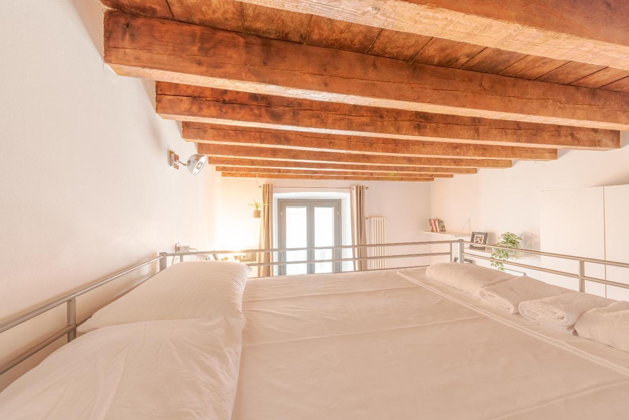 Guest Planet - Rosso Milano Apartment - Navigli Area Εξωτερικό φωτογραφία